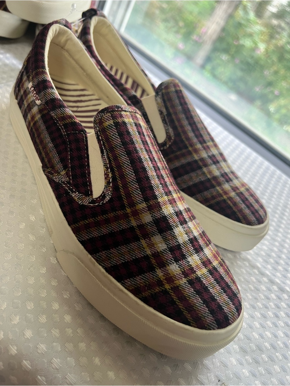 Taos Footwear Burgundy Plaid Slip-On Loafers